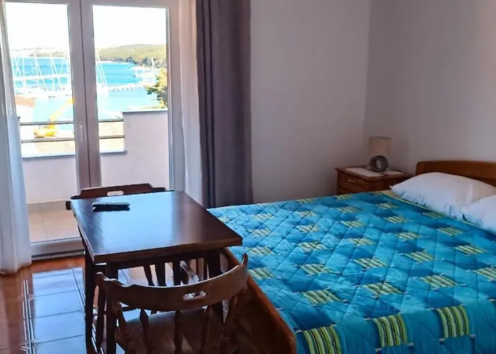 Pansion Mario Appartement Drage