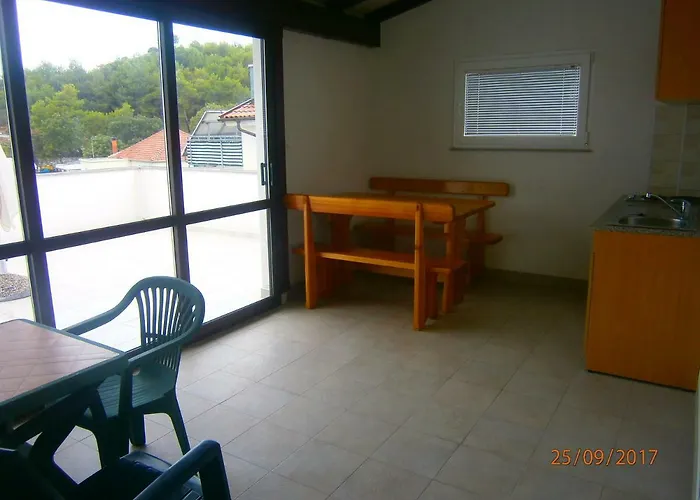 Pansion Mario Appartement Drage